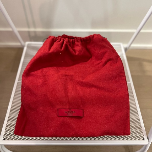 Valentino Flower Leather Slingback Sandals - Picture 7 of 8